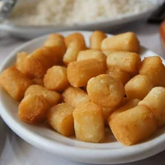 Mandioca com Queijo