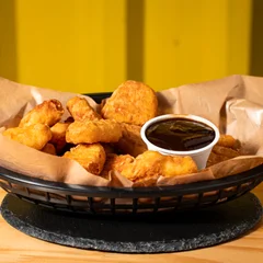 Mega 20 Nuggets + Molho BBQ