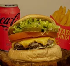Selvageria (Salada + Fritas + Refri Grátis)