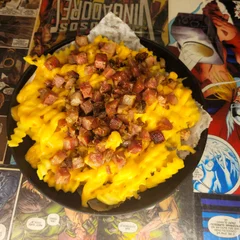 Batatinha crinkle com cheddar e Bacon 