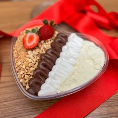 Coração de açaí 🩷 Fruta  incluso 