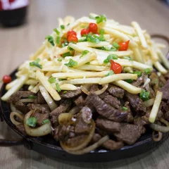 Contra filé com fritas