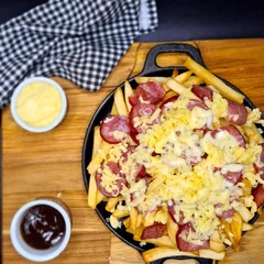 FRITAS CALABRESA E QUEIJO