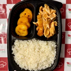 Prato - Kids (Filé de Frango c/ Batata Sorriso)
