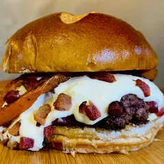 BURGUER VEGÊ LARICA DE PROVOLONE