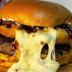 Burger Mega Cheese