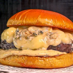 Quatro Queijos Burger