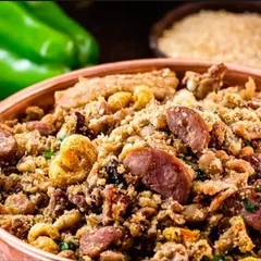 PORÇÃO FEIJÃO TROPEIRO M c/torresmo