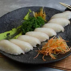SUSHI PEIXE BRANCO 4 UND