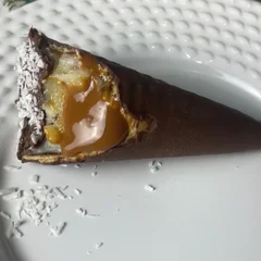 Cone de Coco com doce de leite