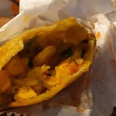 Pastel de Camarão C/ Queijo