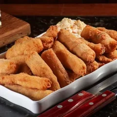 Gurjão de Peixe com Molho Tártaro