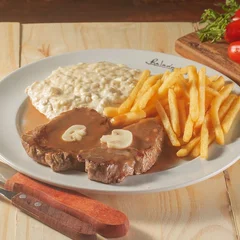 Escalope à Piamotese | Carne Escalope ao Molho Madeira