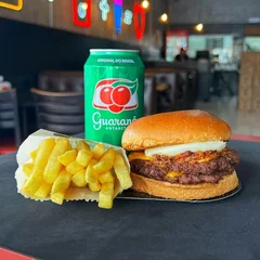 Big Smash Catupiry & Bacon + lata Guaraná & Fritas + R$ 18,99 leve outro burger