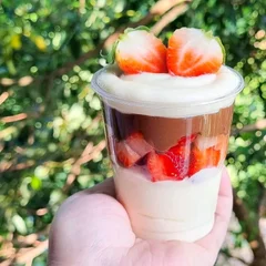 Duplo Ninho com Morango e Nutella