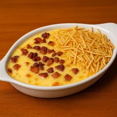 Batata Recheada de Carne Seca com Catupiry, Muçarela, Bacon e Batata Palha