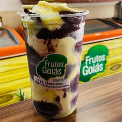 400 ml + 5 Acompanhamentos Simples + Chantilly