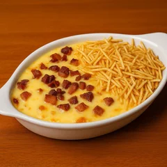 Batata Recheada de Camarão com Catupiry, Muçarela, Bacon e Batata Palha 
