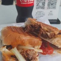 Pão c/ Carne Louca