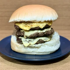 Trio Burguer
