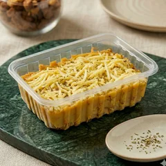 Escondidinho de frango desfiado e batata doce.