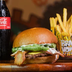 Bacon + Fritas + Refri 220ml