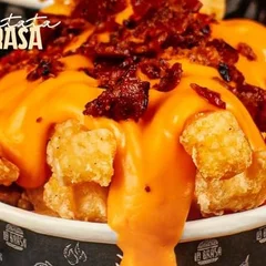 Batata Ondulada Grande com cheddar e Bacon