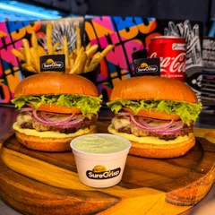 2 Burgers + 2 Cocas + 2 Fritas