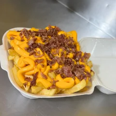 Batata com cheddar e bacon pequena