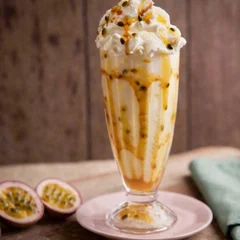 Milk shake de maracuja com doce de leite