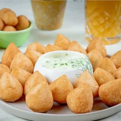 50 Salgados fritos + 10 Churrinhos