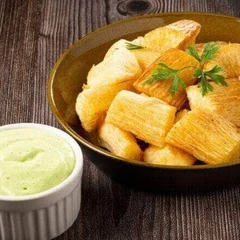 Porção Mandioca Frita ( 15 un )