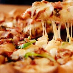 Pizza Gigante ( 40cm ) + Bebida Gratis