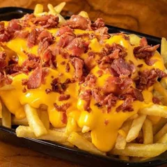 Fritas com Cheddar e Bacon