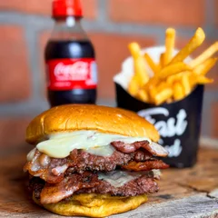 Smash Duplo Bacon + Batata + Coca 200ml
