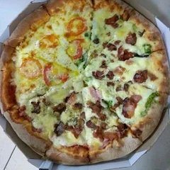 Pizza de Três sabores. (pizza)