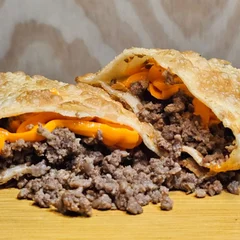 Pastel de Carne com Cheddar