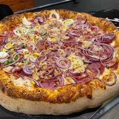 Pizza Meia Calabresa | Meia Portuguesa (Grande 8 Fatias)