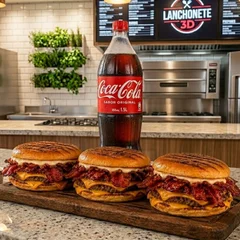 3 X-Bacon Tradiconal + 1 Refrigerante 1,5lt