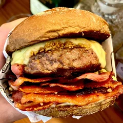 Alho e bacon