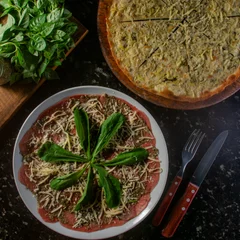 Carpaccio de Carne c/ Pizza Branca