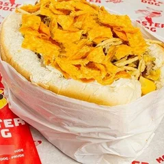 Hot Dog com Nachos