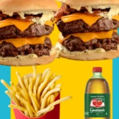 2 hamburgueres double cheddar bacon + 1 batata frita 200g + 1 Guarana 1 Litro
