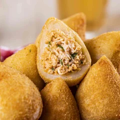 Coxinhas Crocantes e Cremosas