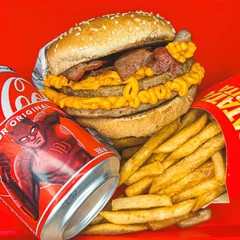 Duplo Cheddar Bacon + batata + bebida