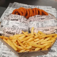 2 Xis + fritas + aneis de cebola