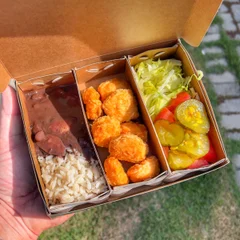 Marmita cubos de frango + coca 200 ml