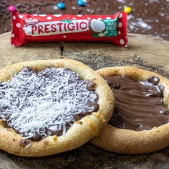 Esfiha Doce de Prestígio