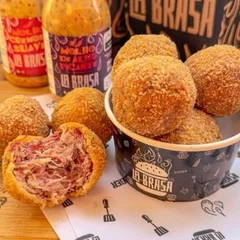 Bolinho Crocante de Costela Desfiada com Catupiry Original