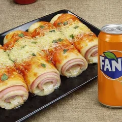 Panqueca de Presunto e Queijo + Fanta Lata